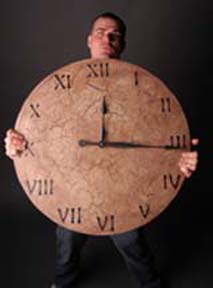 learning to read an analog clock - roman numerals